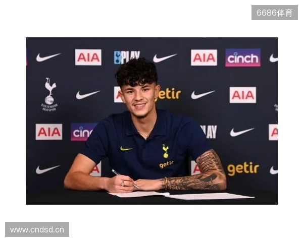 官方：泰国归化21岁切尔西青训出身的球员苏瑟普-贝尔